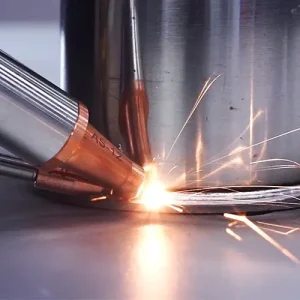 deep penetration laser weld seam on structural carbon steel plate using 3000W handheld fiber laser welder single pass